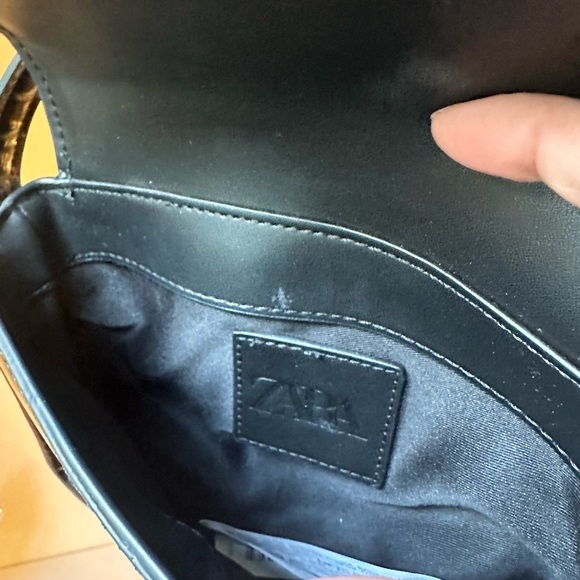 Zara Black & Gold “Croc Print” Mini Bag w/ Gold Snake Clasp - Picture 11 of 12